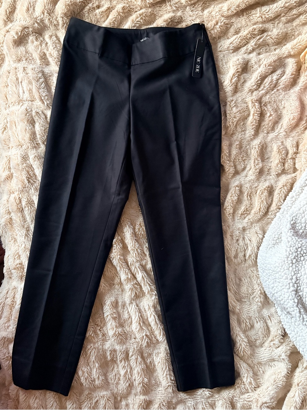 NIC+ZOE Black Women's Dress Pants - Sleek Straight Leg